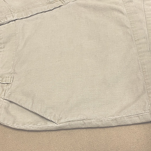 Banana Republic Corduroy Khaki Shorts Size 4 - Picture 8 of 16